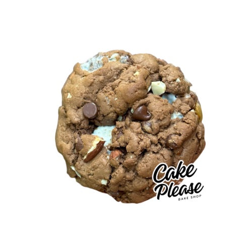 Luxury Gourmet Cookies and Cakes
– Cake Please Bake Shop